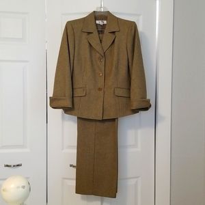 KASPER SUIT STUDIO Jacket & Lined Pants - Sunday Church or Work Attire